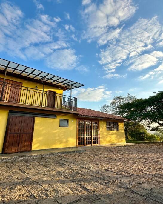 Quarto Dos Vinhos São Roque Esterno foto