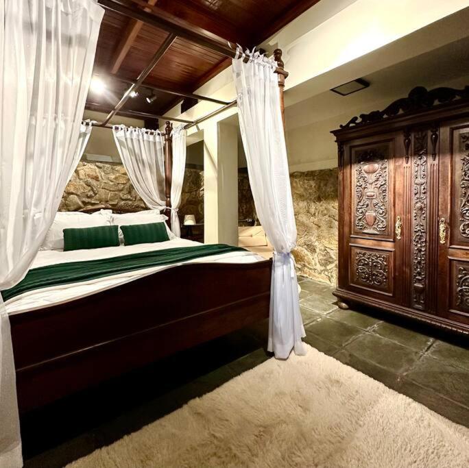 Quarto Dos Vinhos São Roque Esterno foto